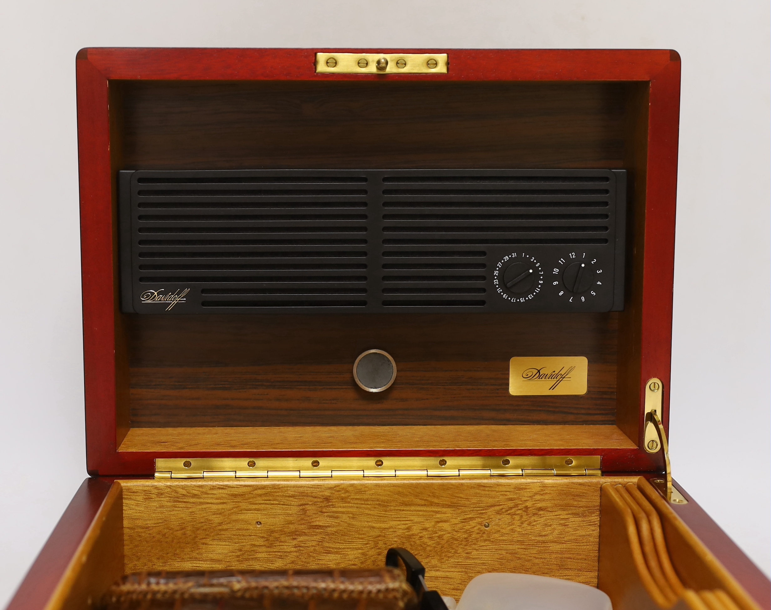 A Davidoff cigar humidor with ash tray, crocodile skin cigar holder etc, 27cm wide x 14.5cm high